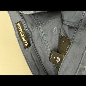 Faded Blue Jeans. Great condition, super comfortable. Size 6. Express.